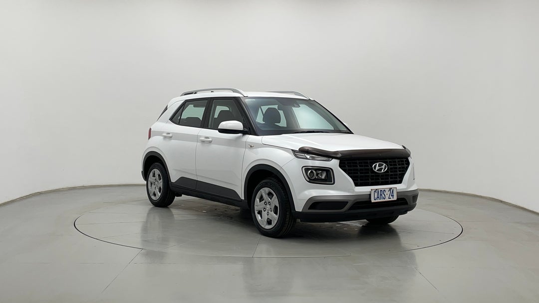 2020 Hyundai Venue Go, Automatic, 62610 km, Right Front Diagonal (45- Degree) View