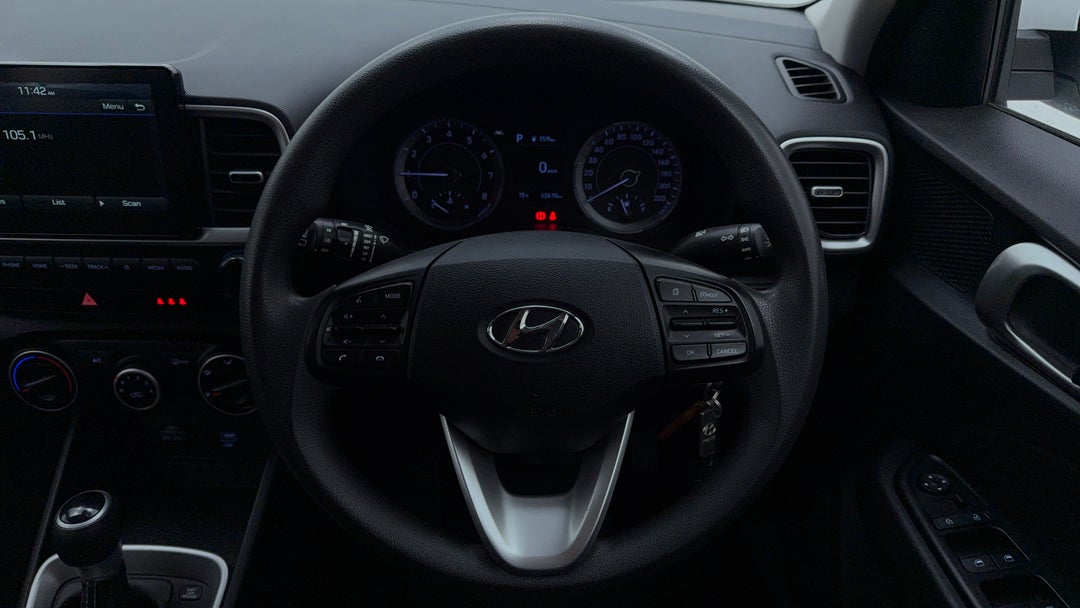 2020 Hyundai Venue Go, Automatic, 62610 km, Steering Wheel Close-up