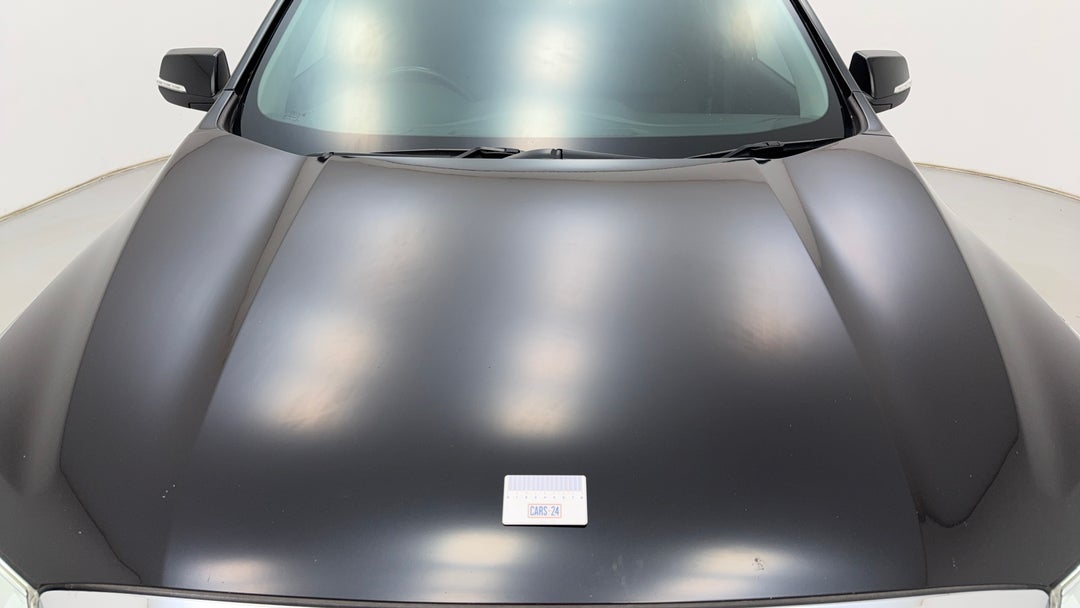 2019 Holden Acadia Ltz (2wd), Automatic, 115349 km, Bonnet Chip