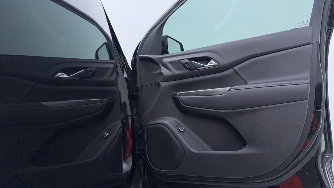 2019 Holden Acadia Ltz (2wd), Automatic, 115349 km, Speaker View