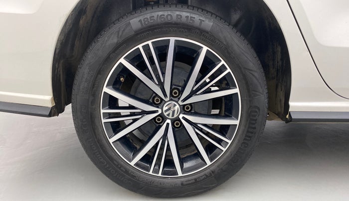 2020 Volkswagen Vento COMFORTLINE 1.0 TSI MT, Petrol, Manual, 65,501 km, Right Rear Wheel
