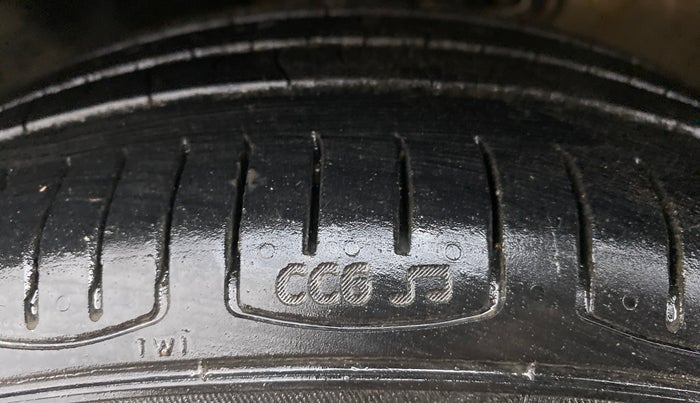2020 Volkswagen Vento COMFORTLINE 1.0 TSI MT, Petrol, Manual, 65,501 km, Left Front Tyre Tread