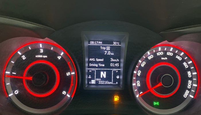 2020 Mahindra XUV300 W8(O), Diesel, Manual, 33,254 km, Odometer Image