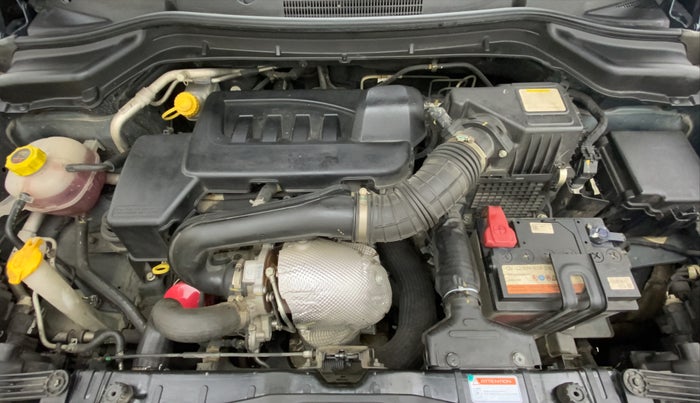 2019 Mahindra XUV300 W8 DIESEL MT, Diesel, Manual, 29,363 km, Open Bonet