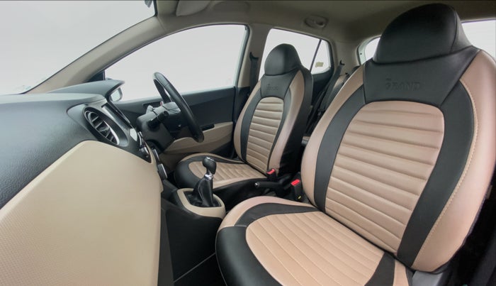 2017 Hyundai Grand i10 ASTA 1.2 VTVT, Petrol, Manual, 26,764 km, Right Side Front Door Cabin