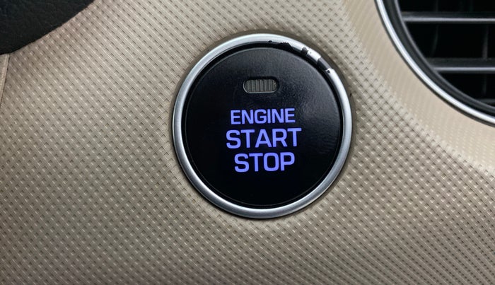 2017 Hyundai Grand i10 ASTA 1.2 VTVT, Petrol, Manual, 26,764 km, Keyless Start/ Stop Button