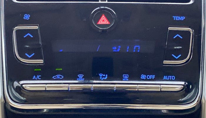 2018 Toyota YARIS V CVT, Petrol, Automatic, 23,280 km, Automatic Climate Control