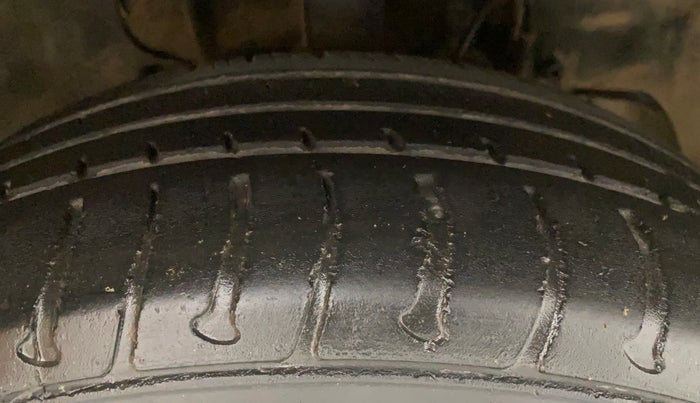 2018 Tata Tiago XZ PETROL, Petrol, Manual, 44,588 km, Right Front Tyre Tread