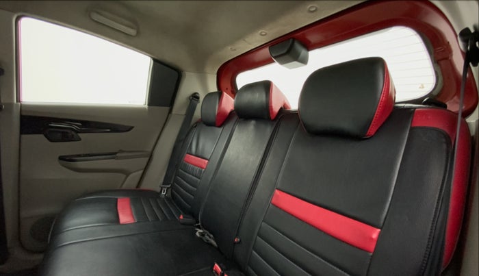 2016 Mahindra Kuv100 K8 D 6 STR, Diesel, Manual, 52,369 km, Right Side Rear Door Cabin
