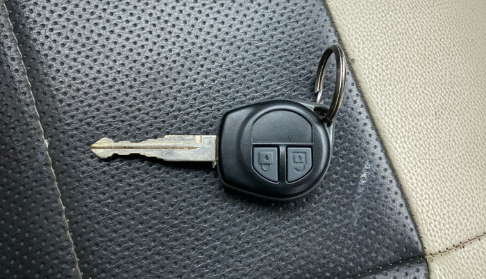 2018 Maruti Wagon R 1.0 VXI AMT, Petrol, Automatic, 72,669 km, Lock system - Dork lock functional only from remote key