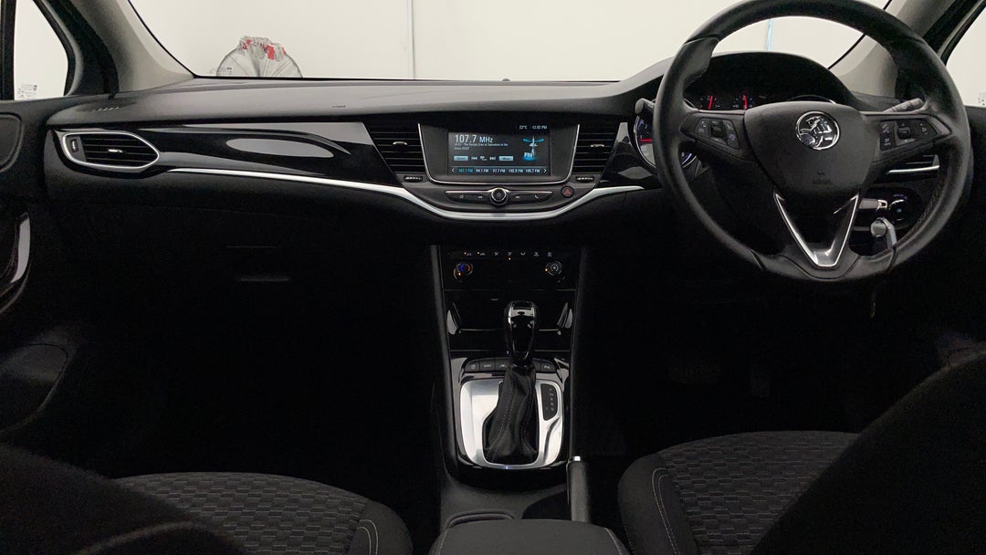 2017 Holden Astra R, Automatic, 58836 km, Dashboard View