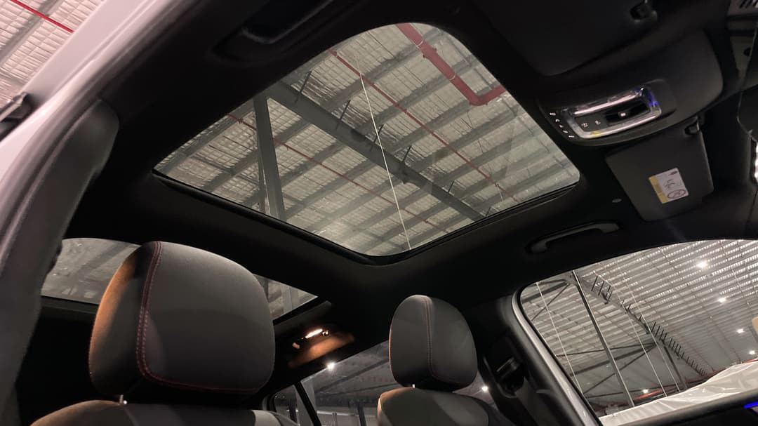 2021 Mercedes-benz Glb 200, Automatic, 71441 km, Interior Sunroof/Moonroof