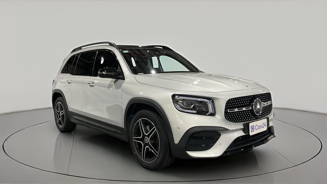 2021 Mercedes-benz Glb 200, Automatic, 71441 km, Right Front Diagonal (45- Degree) View