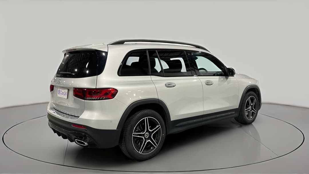 2021 Mercedes-benz Glb 200, Automatic, 71441 km, Right Back Diagonal (45- Degree) View