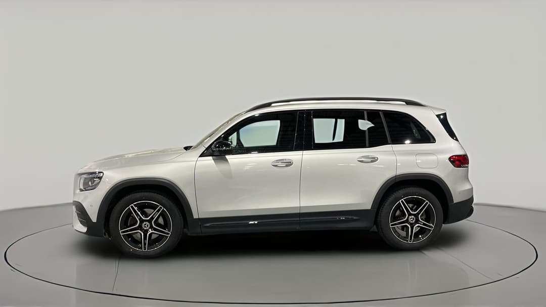 2021 Mercedes-benz Glb 200, Automatic, 71441 km, Left Side View