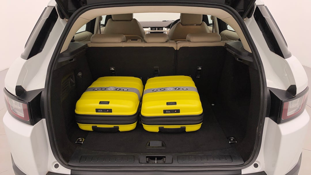 2015 Range Rover Evoque Td4 150 Se, Automatic, 150386 km, Boot Inside View with Luggage