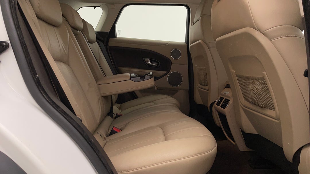 2015 Range Rover Evoque Td4 150 Se, Automatic, 150386 km, Right Side Rear Door Cabin View