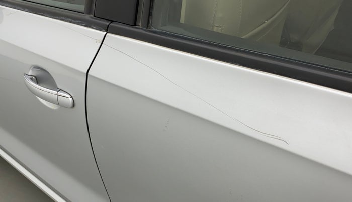 2017 Skoda Rapid 1.6 MPI STYLE AT, Petrol, Automatic, 36,421 km, Rear left door - Minor scratches