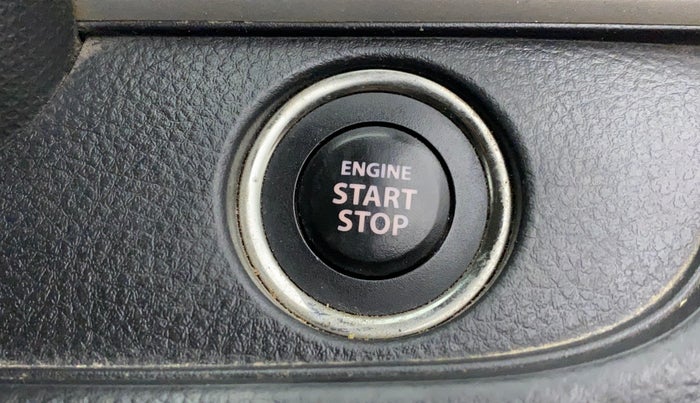 2017 Maruti Swift ZXI, Petrol, Manual, 61,718 km, Keyless Start/ Stop Button