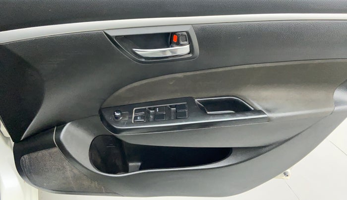 2015 Maruti Swift VXI D, CNG, Manual, 1,33,652 km, Driver Side Door Panels Control