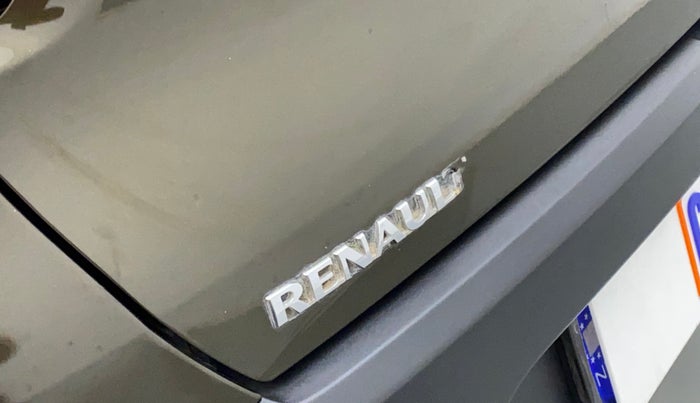 2017 Renault Kwid RXT 1.0 EASY-R  AT, Petrol, Automatic, 15,069 km, Rear monogram/logo - Minor damage