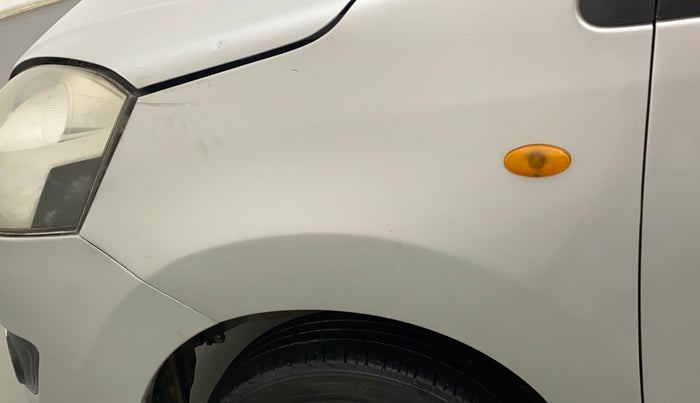 2014 Maruti Wagon R 1.0 LXI CNG, CNG, Manual, 1,05,480 km, Left fender - Slightly dented