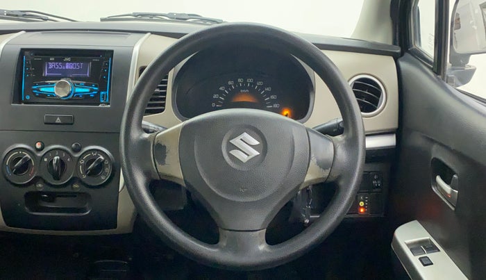 2014 Maruti Wagon R 1.0 LXI CNG, CNG, Manual, 1,05,480 km, Steering Wheel Close Up