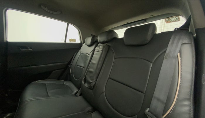 2016 Hyundai Creta SX PLUS AT 1.6 PETROL, Petrol, Automatic, 83,626 km, Right Side Rear Door Cabin