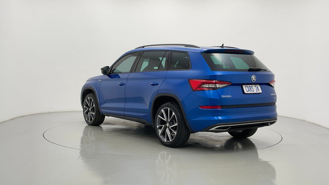 Left Back Diagonal (45- Degree) View