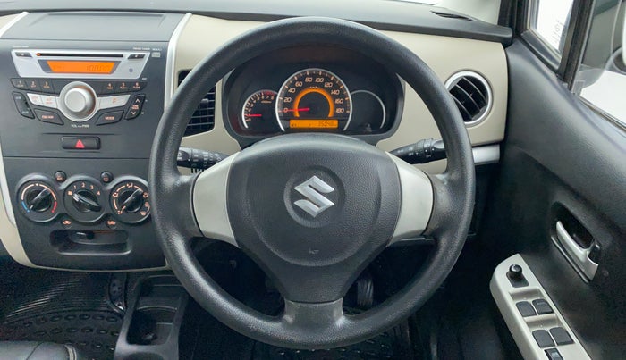2016 Maruti Wagon R 1.0 VXI, Petrol, Manual, 35,104 km, Steering Wheel Close Up