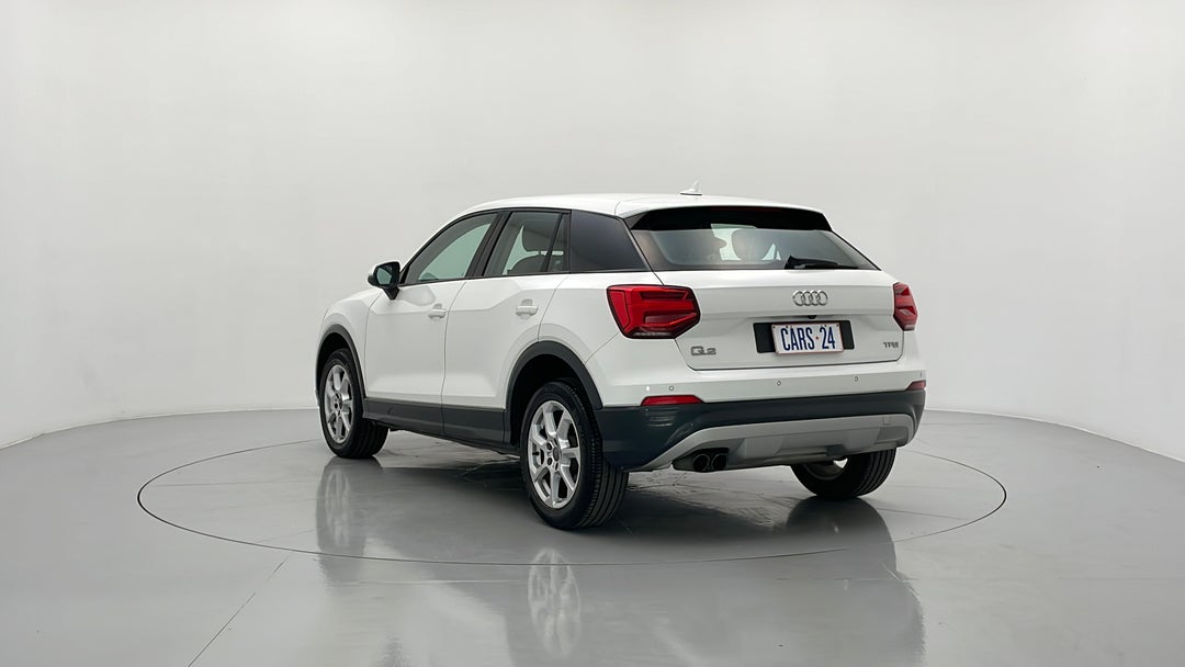 Left Back Diagonal (45- Degree) View