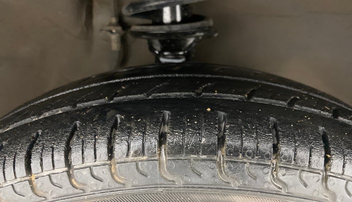 2018 Maruti Alto 800 LXI, Petrol, Manual, 86,776 km, Right Front Tyre Tread