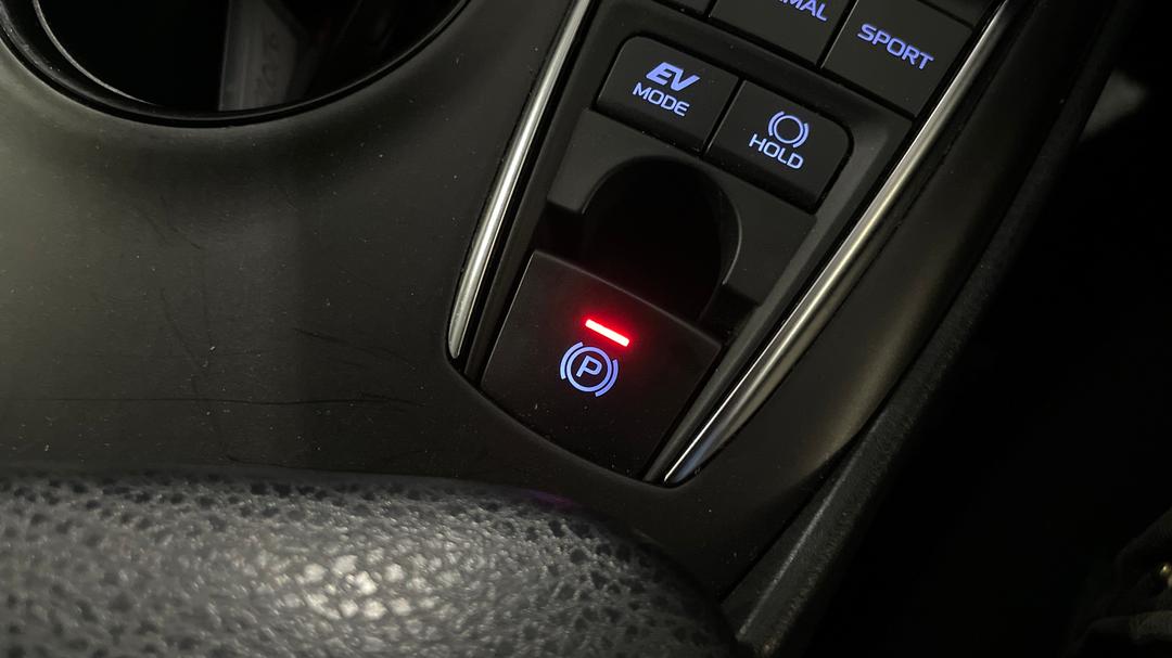 2023 Toyota Camry Ascent Hybrid, Automatic, 46269 km, Handbrake