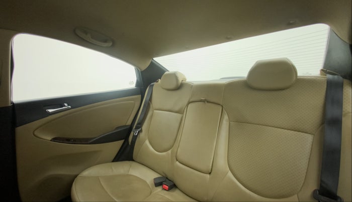 2013 Hyundai Verna FLUIDIC 1.6 CRDI SX OPT, Diesel, Manual, 97,264 km, Right Side Rear Door Cabin