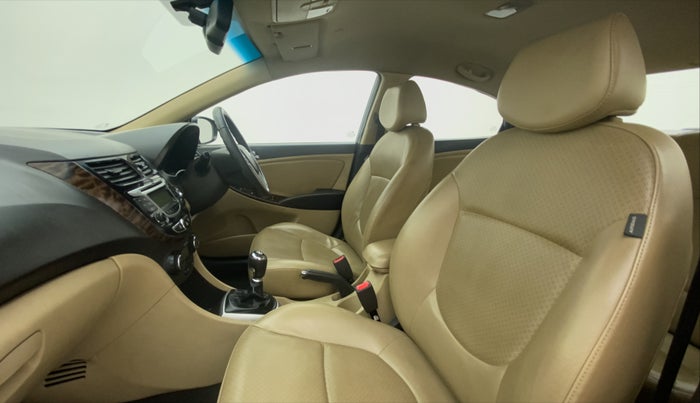 2013 Hyundai Verna FLUIDIC 1.6 CRDI SX OPT, Diesel, Manual, 97,264 km, Right Side Front Door Cabin