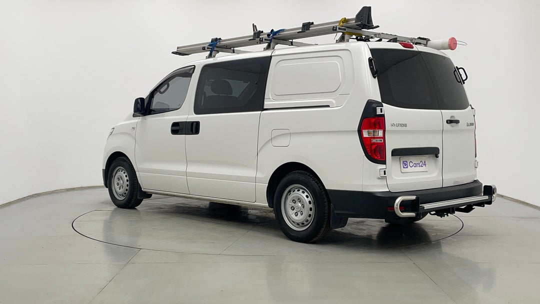 Left Back Diagonal (45- Degree) View