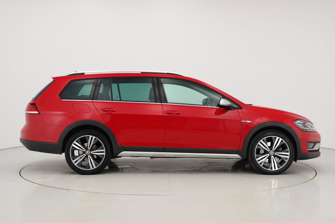 2018 Volkswagen Golf Alltrack 135 Tdi Premium, Automatic, 81413 km, Right Side View