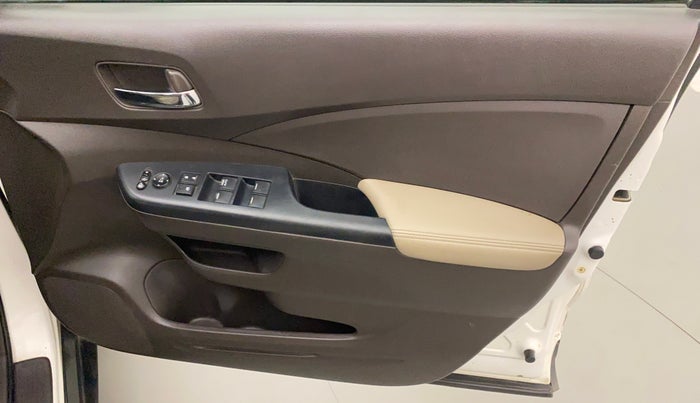 2015 Honda CRV 2.0L I-VTEC 2WD AT, Petrol, Automatic, 56,171 km, Driver Side Door Panels Control