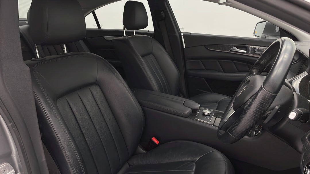 2013 Mercedes-benz CLS 250cdi, Automatic, 95749 km, Right Side Front Door Cabin View