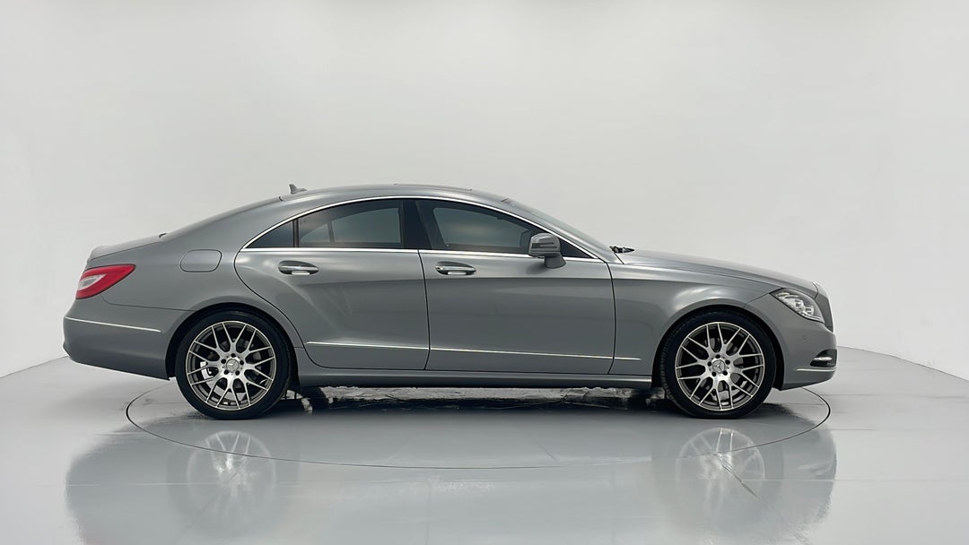 2013 Mercedes-benz CLS 250cdi, Automatic, 95749 km, Right Side View