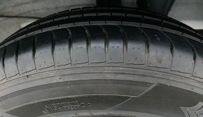 2020 Hyundai NEW SANTRO ERA 1.1, Petrol, Manual, 3,803 km, Left Rear Tyre Tread