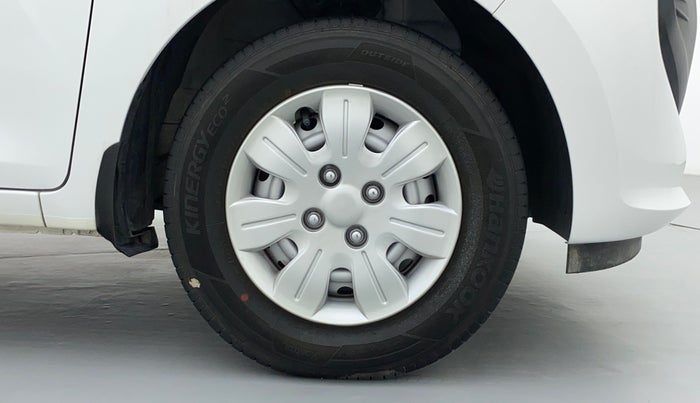 2020 Hyundai NEW SANTRO ERA 1.1, Petrol, Manual, 3,803 km, Right Front Wheel