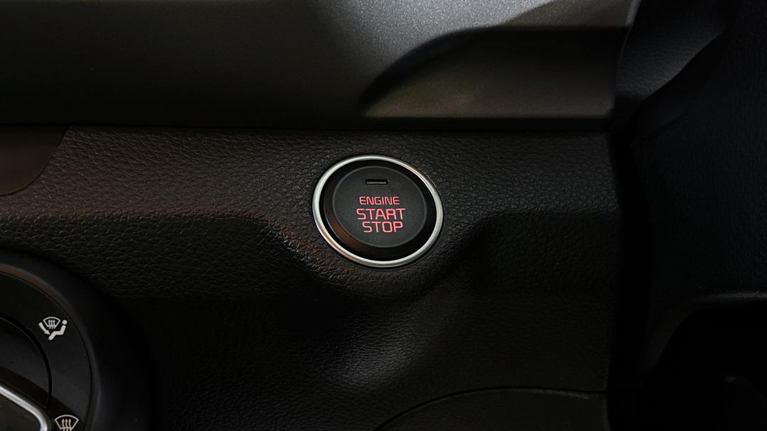 2022 Kia Stonic Sport, Automatic, 10150 km, Keyless / Button Start