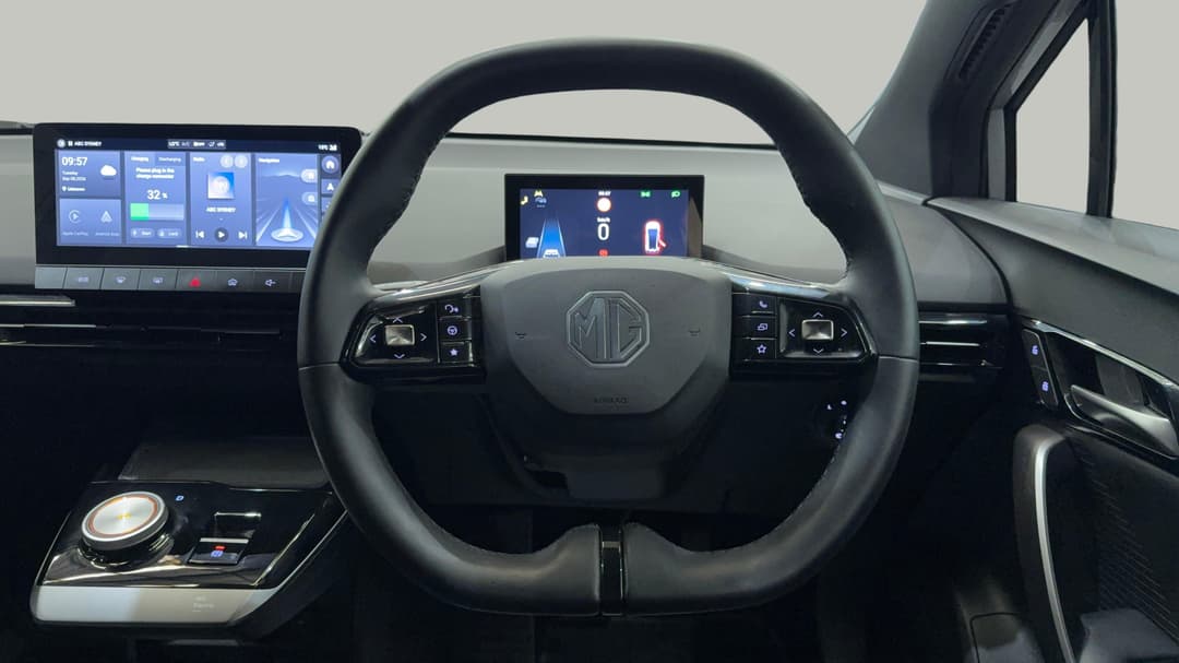 2023 MG Mg4 Essence 64, Automatic, 11004 km, Steering Wheel Close-up