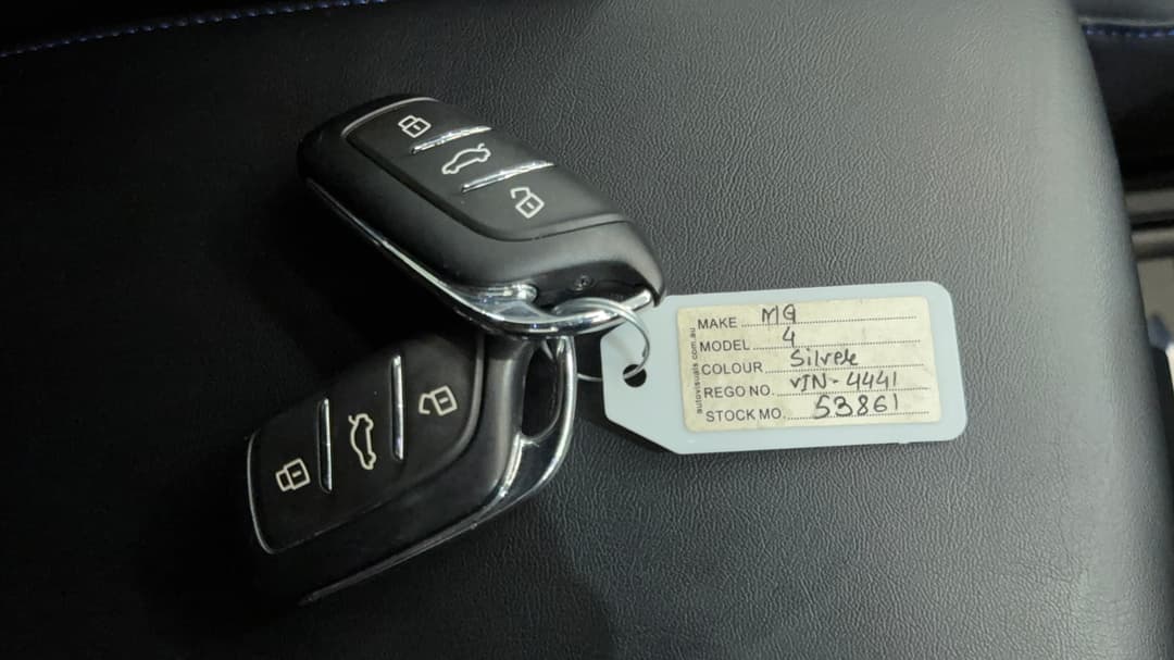 2023 MG Mg4 Essence 64, Automatic, 11004 km, Key Close-up