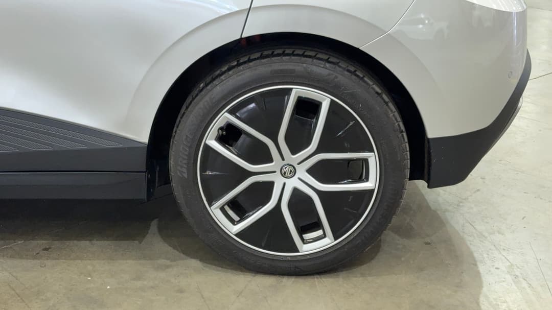 2023 MG Mg4 Essence 64, Automatic, 11004 km, Left Rear Wheel