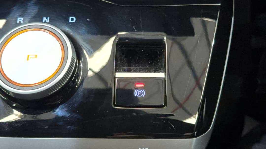 2023 MG Mg4 Essence 64, Automatic, 11004 km, Handbrake