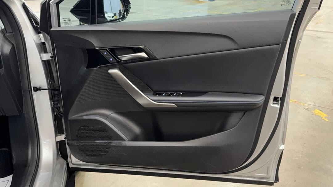 2023 MG Mg4 Essence 64, Automatic, 11004 km, Speaker View