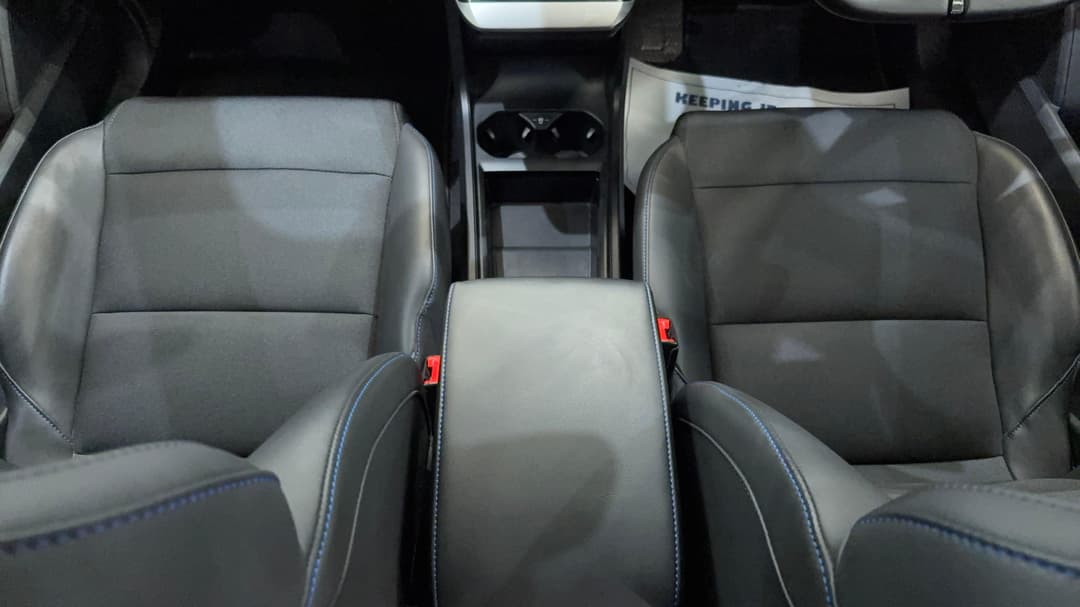 2023 MG Mg4 Essence 64, Automatic, 11004 km, Center Console