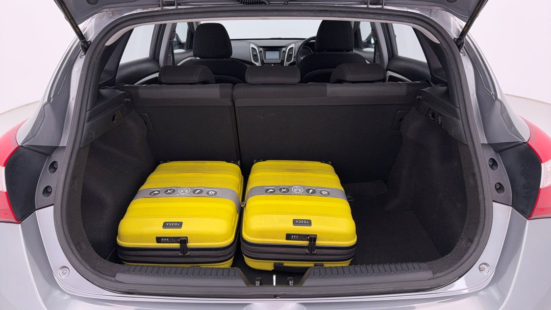 2015 Hyundai i30 Active, Automatic, 119542 km, Boot Inside View with Luggage